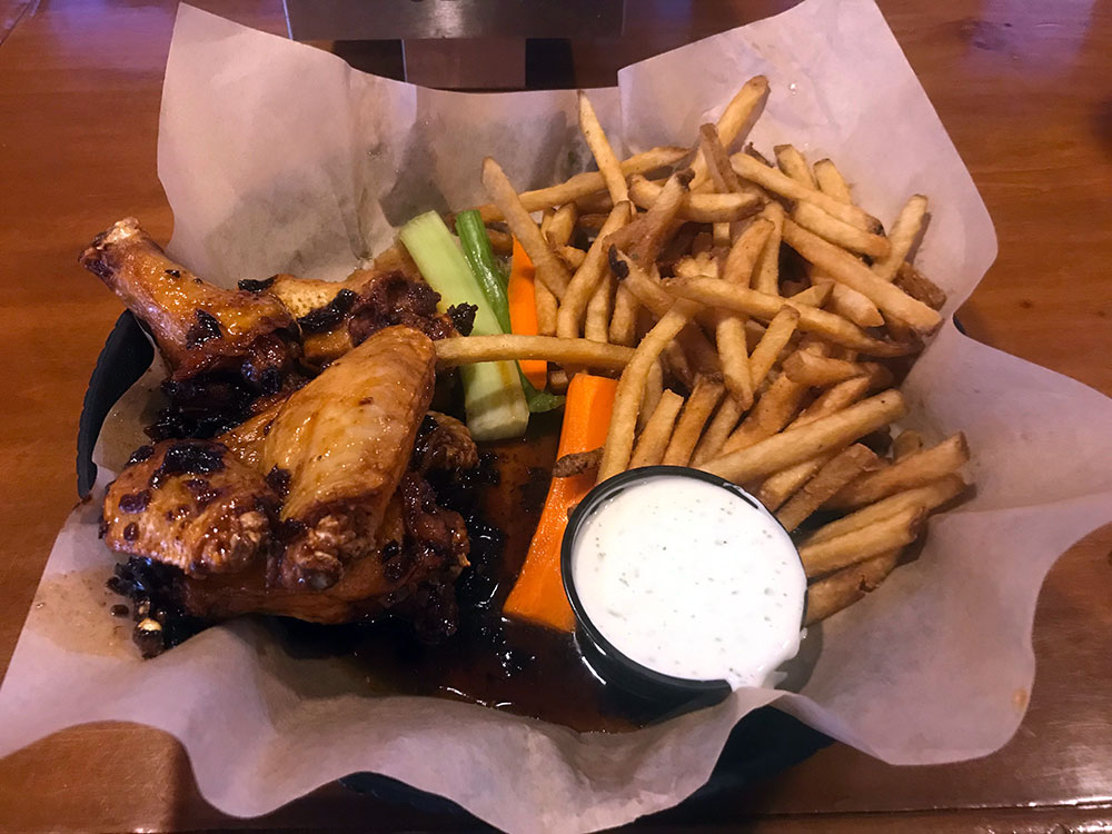 Gatlinburg Restaurant Review: Puckers Sports Grill