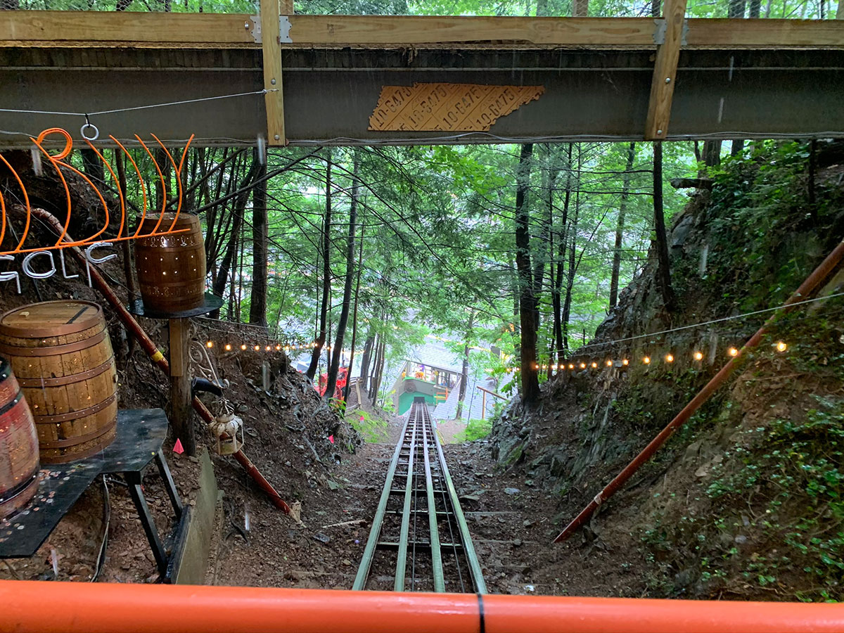 Gatlinburg Attraction Review: Hillbilly Golf