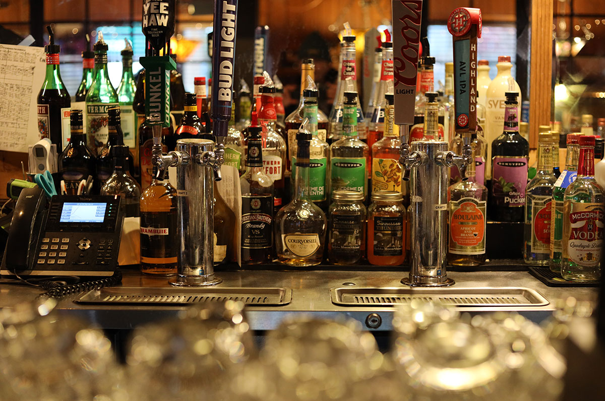 Howard's Bar