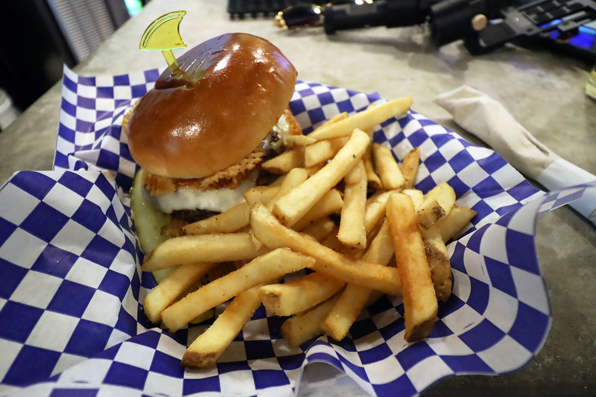 Landshark Bar & Grill – Gatlinburg Restaurant Review