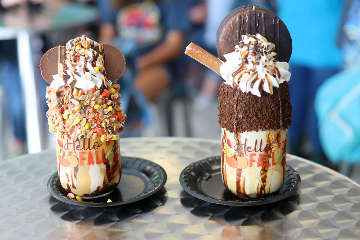 The Crazy Mason Milkshake Bar – Gatlinburg Restaurant Review